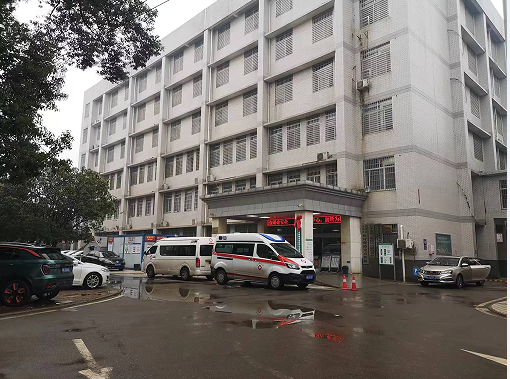 元宵佳节1xbet官网电源工程师免费为客户设备检修